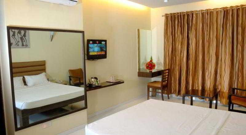 Hotel Airlink Bombay Exterior foto